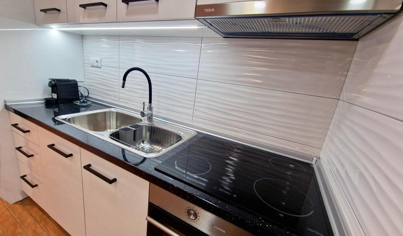 Pg Luxury Apartment Kavala Exteriör bild